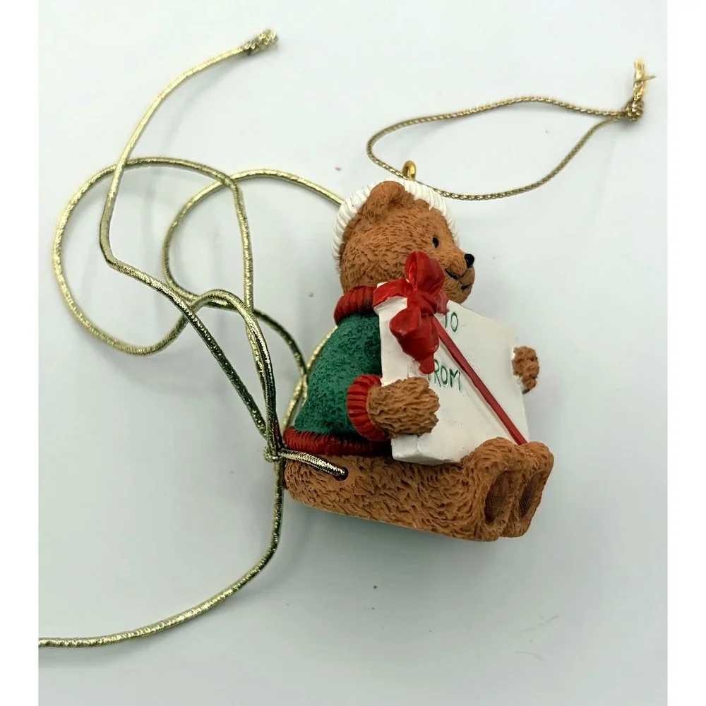 2001 Avon HOLIDAY WISHES PACKAGE TOPPER/ORNAMENT TEDDY BEAR NEW IN BOX